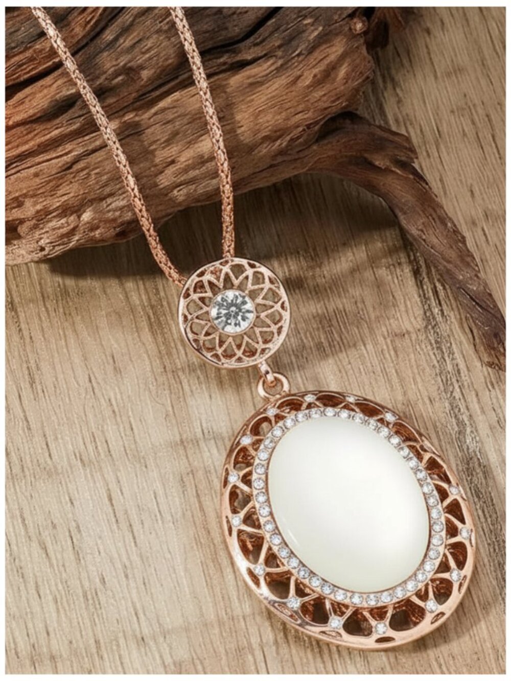 NWT Opalescent Pendant Necklace Rose Gold Rhinestone Accent Sweater Chain